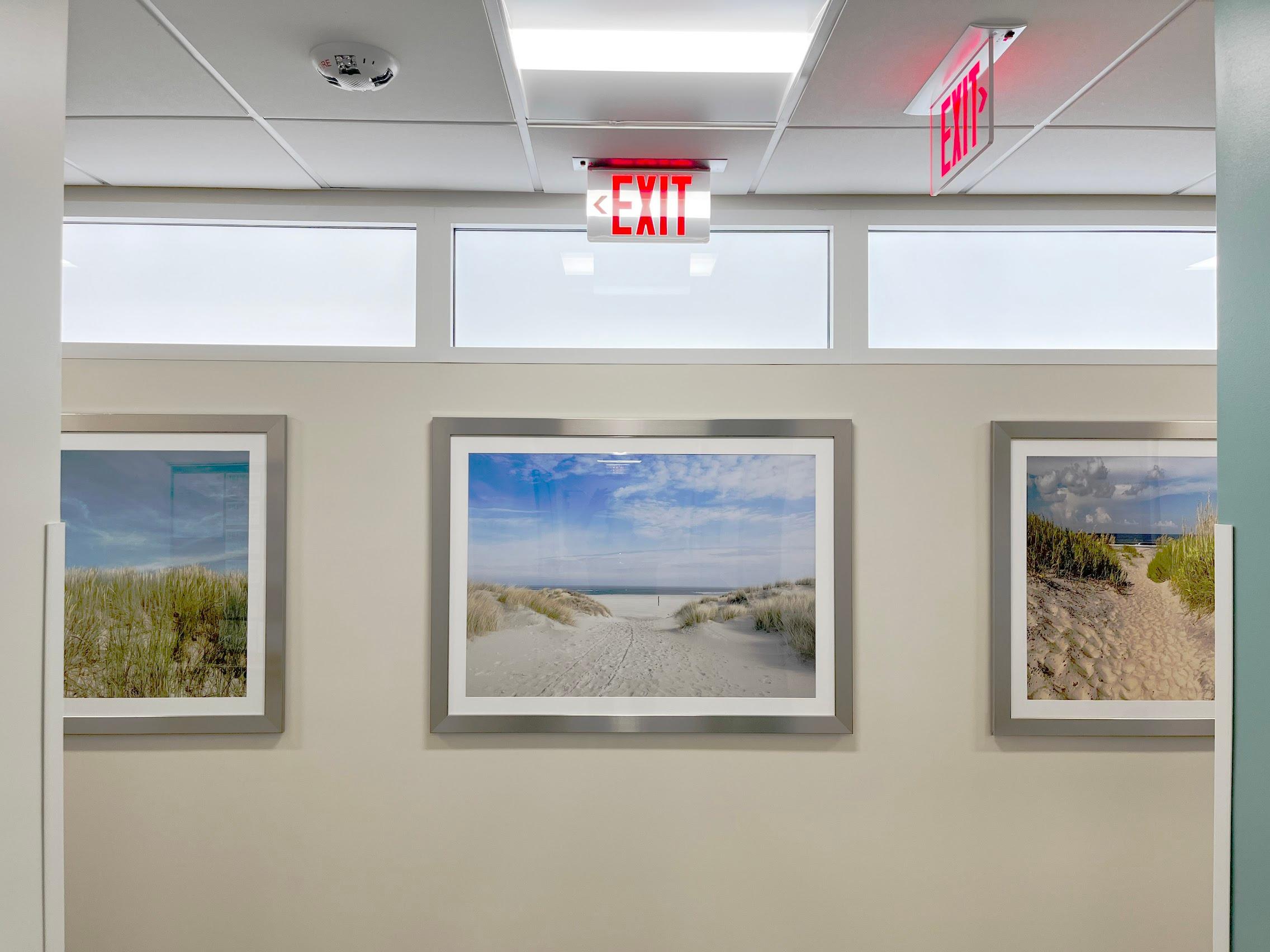 Circadian Sky 2x4 units installed in the hallway wall of Leon Medical Hospital, Miami.